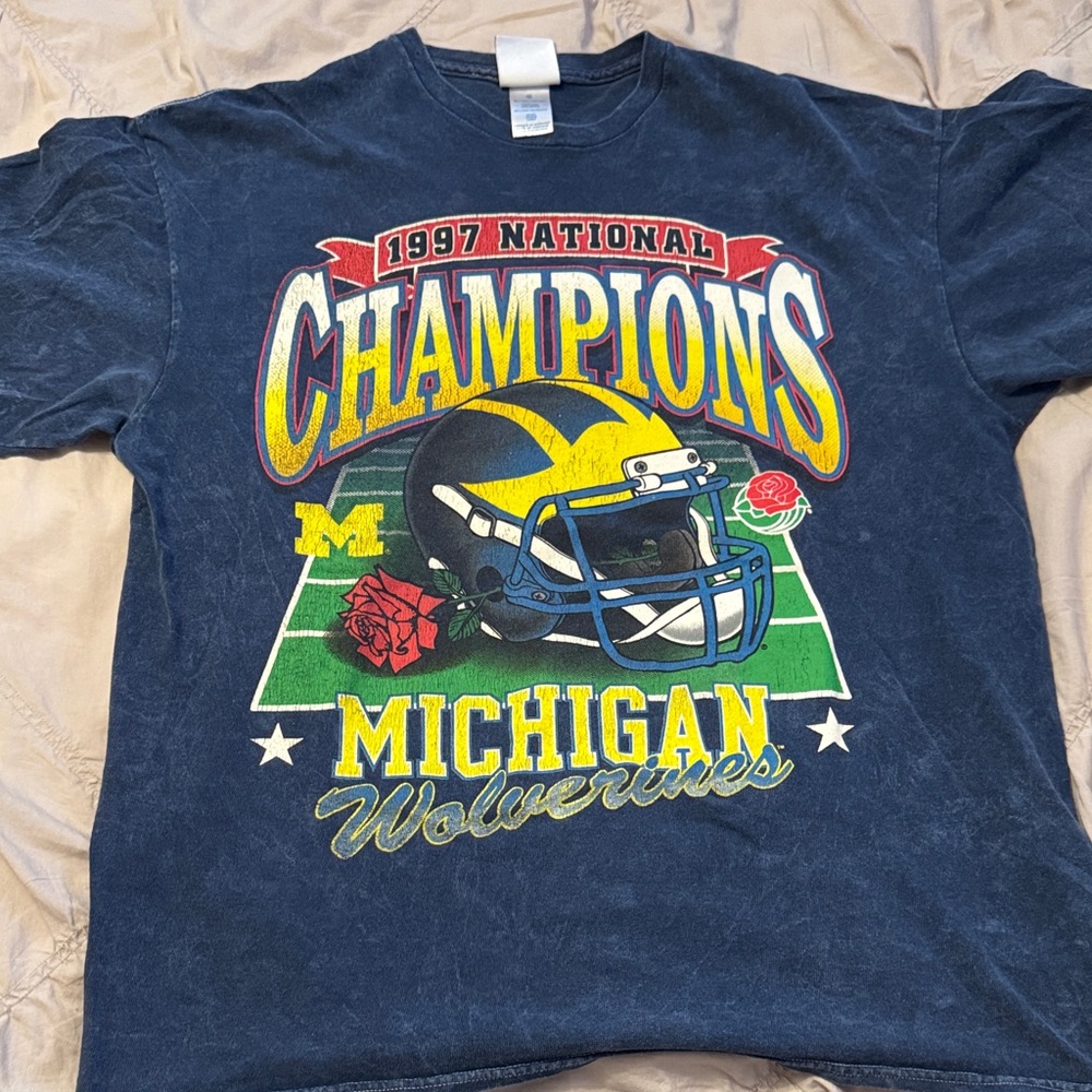 1997 National Champions Michigan Wolverines T-Shirt